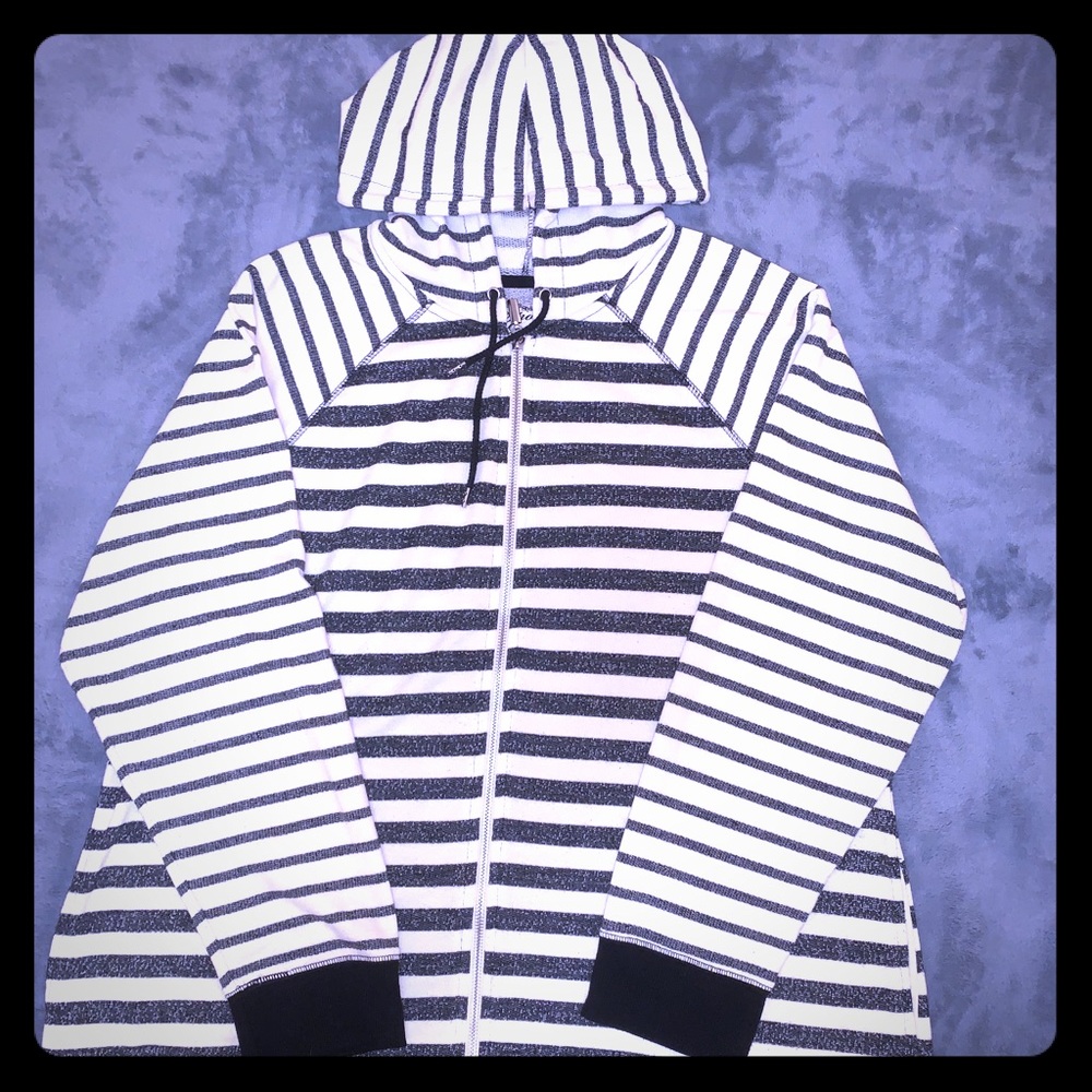 Style & Co Black & White Striped Hoodie